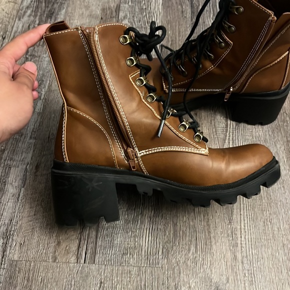 Brown booties! - Picture 3 of 3